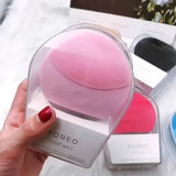 Silicone Facial Cleansing Brush USB Rechargeable Waterproof 8 Speed